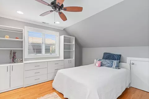 Bedroom - 424 N Willow St, Itasca, IL 60143 photo 3 of 3