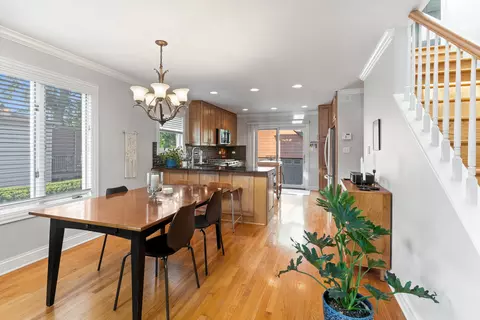Dining - 424 N Willow St, Itasca, IL 60143 photo 1 of 2