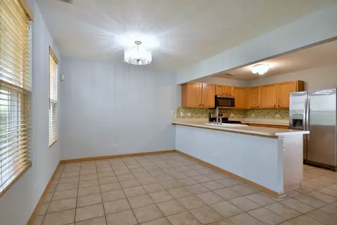 940 Symphony Dr, Aurora, IL 60504 photo 16