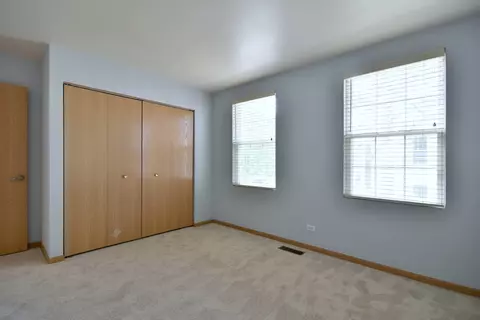 940 Symphony Dr, Aurora, IL 60504 photo 20