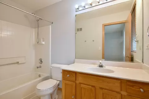 940 Symphony Dr, Aurora, IL 60504 photo 24