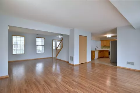 940 Symphony Dr, Aurora, IL 60504 photo 10