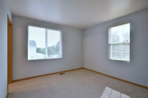 940 Symphony Dr, Aurora, IL 60504 photo 29