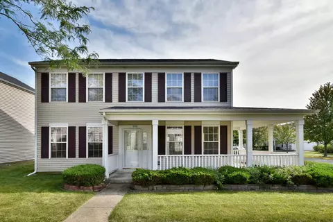 940 Symphony Dr, Aurora, IL 60504