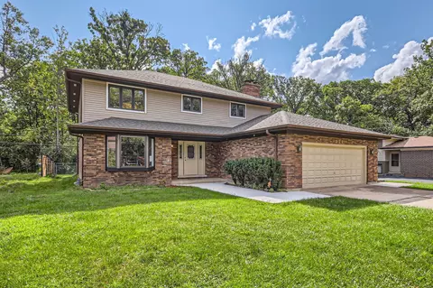 321 S Cedar St, Wood Dale, IL 60191
