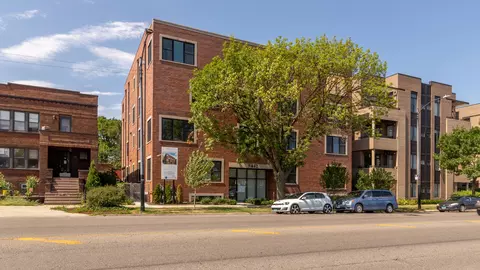 5442 N Western Ave #3B, Chicago, IL 60625