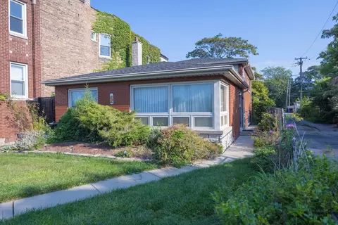 64 E 98th Pl, Chicago, IL 60628
