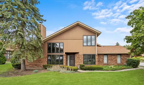 1158 Baythorne Dr #112, Flossmoor, IL 60422