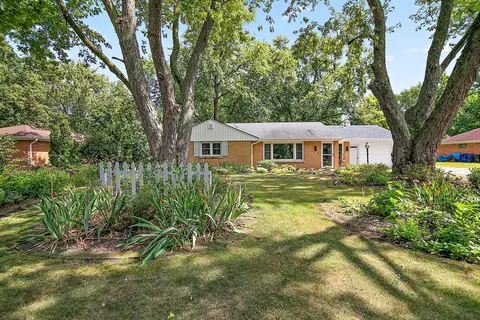 2651 Waldron Rd, Kankakee, IL 60901 photo 2