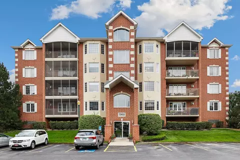 7903 Trinity Cir #1NW, Tinley Park, IL 60487