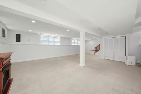 Living - 1133 Cherry St, Wheaton, IL 60187 photo 6 of 8