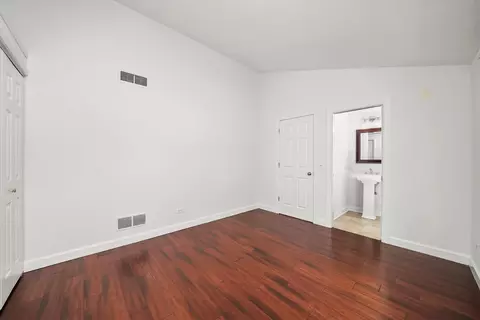Bedroom - 1133 Cherry St, Wheaton, IL 60187 photo 6 of 6