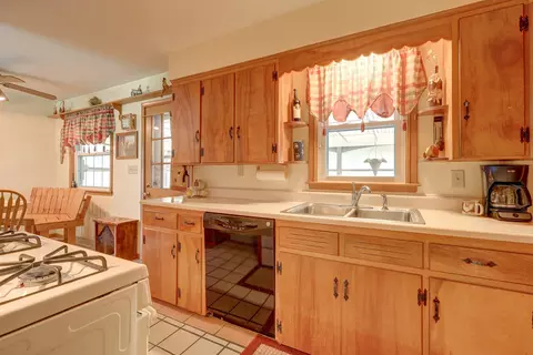 Kitchen - 300 Maple Ave, Morrison, IL 61270 photo 3 of 3