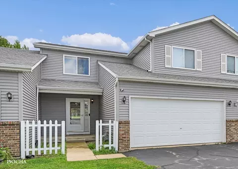 245 Morrow St #B, Somonauk, IL 60552