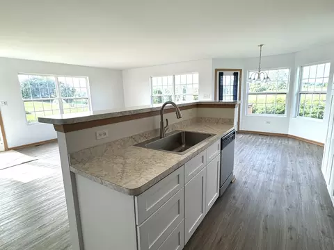 Kitchen - 346 Sunset Blvd, Beecher, IL 60401 photo 1 of 3