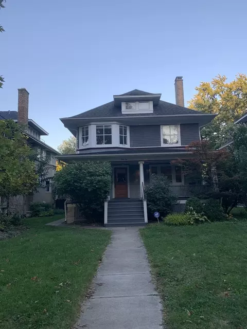 Undisclosed, Oak Park, IL 60302