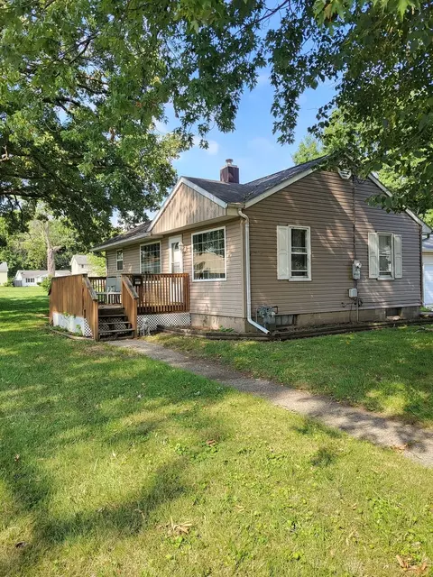505 14th Ave, Sterling, IL 61081