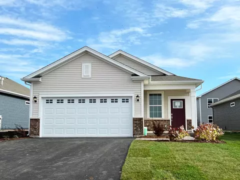 2976 Harnish Dr, Algonquin, IL 60102