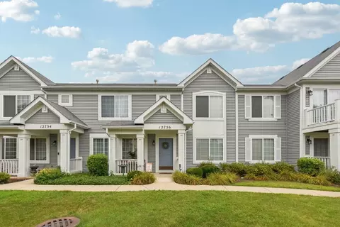 12756 W Wakefield Dr, Beach Park, IL 60083