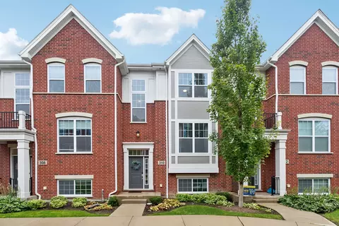 310 Capulina Ct, Morton Grove, IL 60053