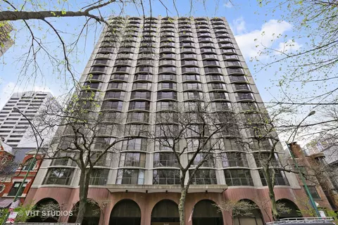 1440 N State Pkwy #3D, Chicago, IL 60610