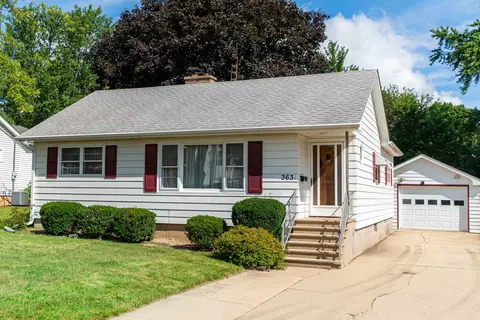 363 E Lincoln St, Sycamore, IL 60178