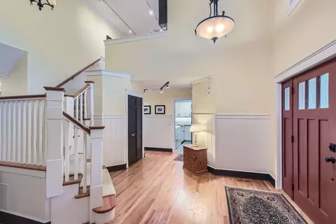 Entry Way - 1798 Kelley Dr, Hoffman Estates, IL 60192 photo 1 of 2
