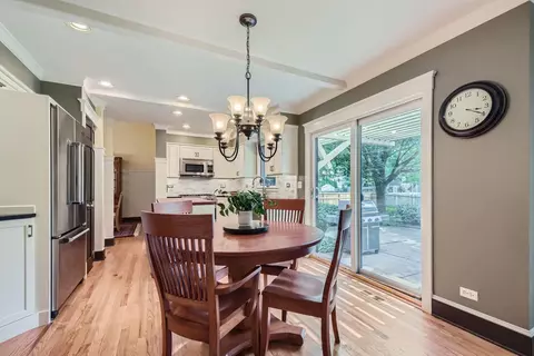 Dining - 1798 Kelley Dr, Hoffman Estates, IL 60192 photo 3 of 4