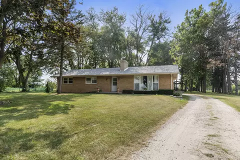 9560 S Carls Dr, Plainfield, IL 60585 photo 3