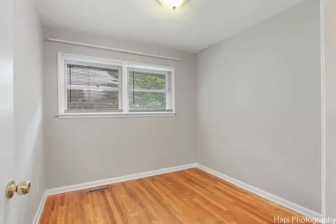4809 W Shore Dr, Mchenry, IL 60050 photo 9