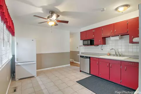 4809 W Shore Dr, Mchenry, IL 60050 photo 7