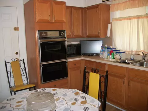 1515 E 73rd Pl, Chicago, IL 60619 photo 4