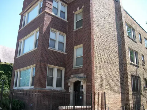 1515 E 73rd Pl, Chicago, IL 60619