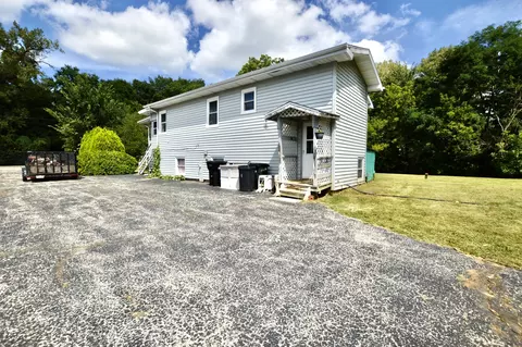 24549 W Lake Shore Dr, Round Lake Beach, IL 60073