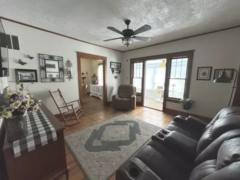 200 S John St, Sublette, IL 61367 photo 14