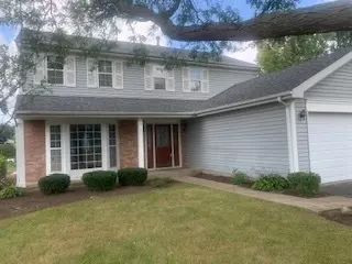 1728 Deerhaven Dr, Crystal Lake, IL 60014