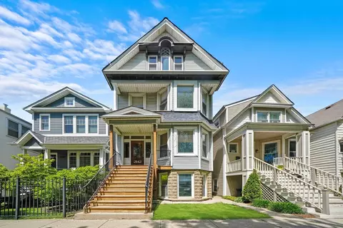 2142 W Warner Ave, Chicago, IL 60618