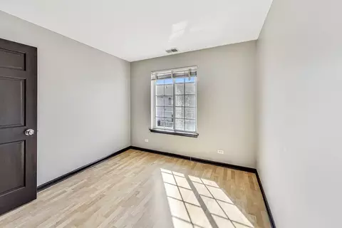 9387 Harrison St, Des Plaines, IL 60016 photo 21