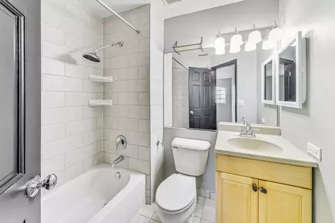 9387 Harrison St, Des Plaines, IL 60016 photo 23