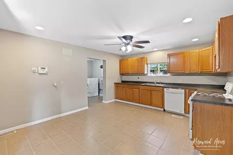 345 N 5th Ave, Kankakee, IL 60901 photo 6