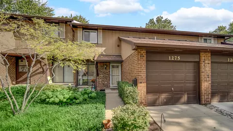1275 Loughborough Ct, Wheaton, IL 60189