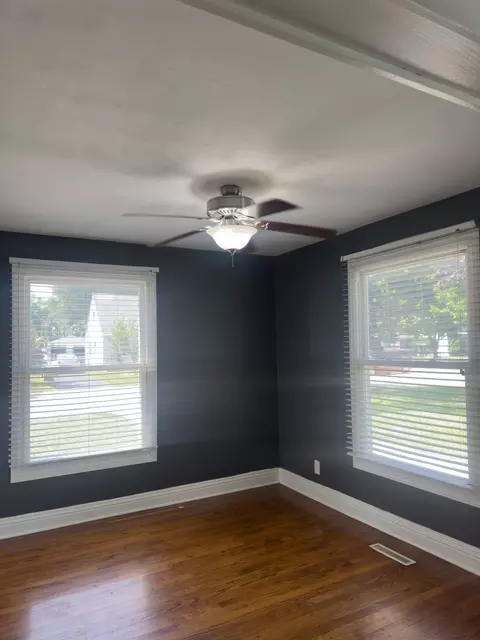 Other - 525 Sunset Dr, Elgin, IL 60123 photo 2 of 5