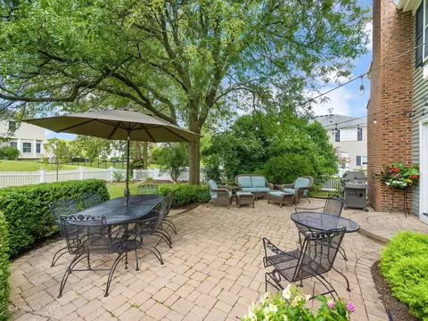 6320 Raleigh Rd, Willowbrook, IL 60527 photo 24
