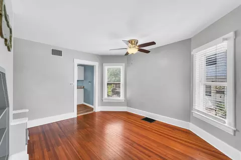 Living - 1611 E Taylor St E, Bloomington, IL 61701 photo 5 of 7