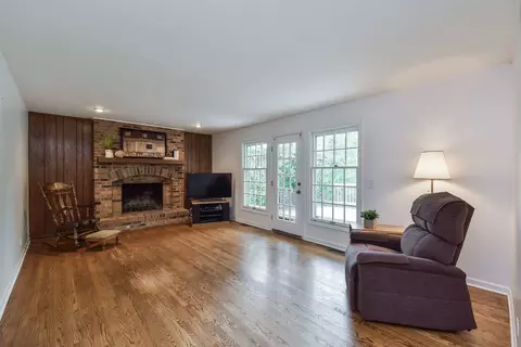1191 E Gartner Rd, Naperville, IL 60540 photo 6