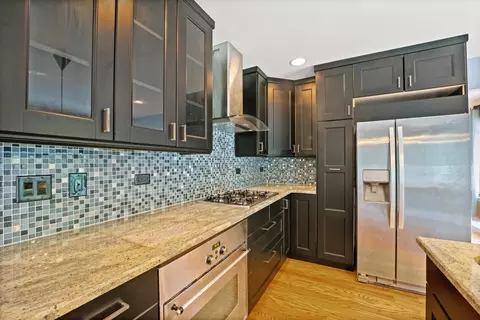 502 Ivory Ln, Bartlett, IL 60103 photo 9