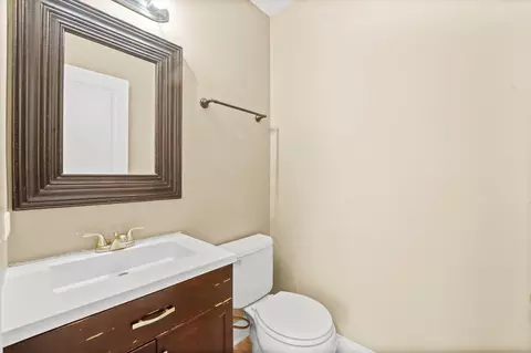 502 Ivory Ln, Bartlett, IL 60103 photo 12