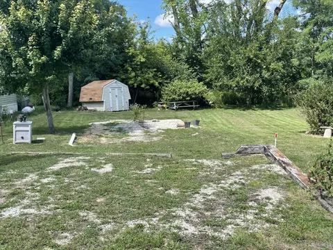 28-122 Woodhaven Lks, Sublette, IL 61367