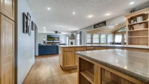 916 Brandy Bend Rd, Roscoe, IL 61073 photo 12