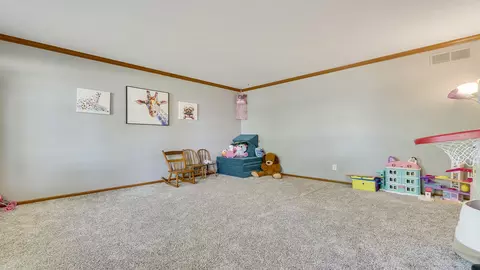 916 Brandy Bend Rd, Roscoe, IL 61073 photo 7